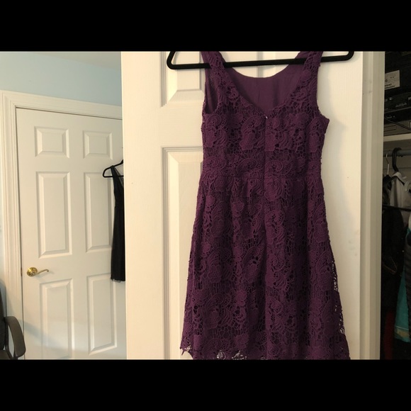 PURPLE LACE SPRING DRESS. SIZE 0 - Picture 2 of 3